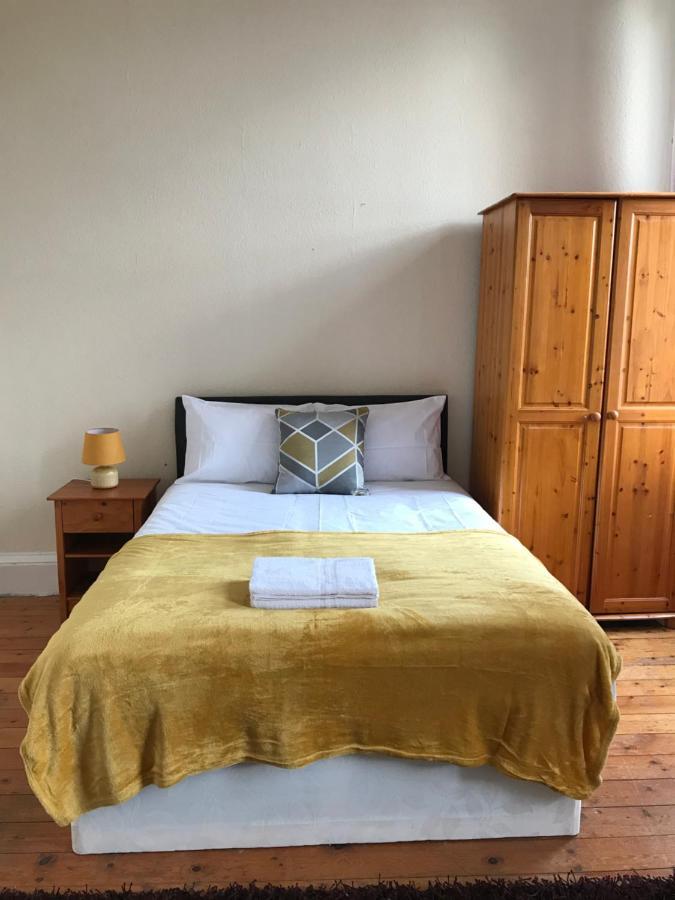 Apex Haymarket Station Apartment Единбург Екстер'єр фото